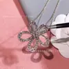 Familia Budista Trébol de Cuatro Hojas Flor Grande Collar Full Diamond Flor de Sol Hueca Incrustado con Pedrería Pétalo Diamante Colgante para Mujer Cadena de Clavícula