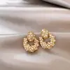 Brincos de Tarraxa Redondos com Pérolas e Strass Retro Francês para Mulheres Elegantes Únicos Bonitos Brincos de Temperamento Luxo Leve Toque de Alto Padrão Acessórios de Brincos