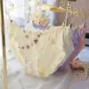 Suministro a Largo Plazo de Ropa Interior Triangular Linda para Mujer Estilo Japonés Fresca Estampada Multicolor de Seda de Leche Bordada de Princesa