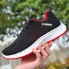Tênis masculino cross-border comércio exterior atacado casual tênis de corrida 2025 novo malha fly woven respirável moda tênis para caminhada