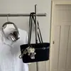 Bolso retro mate de alta gama para mujer 2026 nuevo elegante versátil bandolera única bolso de axila bolso de mano tote bolsa cubo