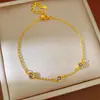 Pulsera de Zirconia Morada en Forma de Diamante, Elegante y Sencilla, Pulsera de Lujo Ligero de Nicho de Gama Alta, Accesorio de Mano Elegante, Sencillo y Versátil