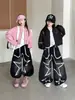 Conjunto de trabajo moderno estilo americano para niñas, nueva colección primavera/otoño 2026, pantalones de pierna ancha holgados con estampado de estrellas, conjunto de dos piezas con chaqueta
