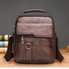 Nova Bolsa de Ombro Masculina Business Casual Vertical Crossbody Bag Bolsa de Mão em Couro PU Macio Bolsa Quadrada Pequena Mochila de Viagem