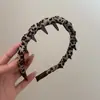Diadema de Tela Estampado de Leopardo con Corona Alta para Mujer, Diadema Ondulada Elegante de Gama Alta con Dientes, Pinza para el Cabello Antideslizante