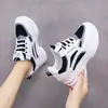 Zapatos de papá para mujer, nueva colección primavera/otoño 2026, zapatillas gruesas de moda y versátiles estilo coreano, zapatillas deportivas de moda y casuales