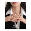 Anillo abierto de piedra natural ámbar retro estilo Maillard para mujer, temperamento nicho, versátil para el trabajo, pulsera para mujer