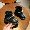 Sapatos de outono e inverno para bebês meninas, sapatos de algodão forrados com fleece para meninas, sapatos de princesa para bebês, sapatos de inverno para bebês, sapatos de caminhada com sola macia, sapatos de couro