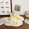 Zapatos Blancos de Suela Gruesa para Mujer, Nuevo Estilo Primavera 2026, Zapatos para Combinar con Faldas, Tenis Casuales, Zapatos Deportivos Versátiles