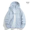 Ropa súper elegante de manga corta con protección solar para mujer, diseñada para usar al aire libre, con protección UPF50+ contra los rayos UV. Chaqueta y top ligeros con protección solar, también disponibles en tallas para hombre