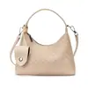 Bolsas Nuevas Otoño 2026 Bolso de Hombro Versátil Moda Sensación de Alta Gama Bolso de Mano para el Trabajo Bolso de Mano Tejido de Mano