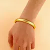 Pulsera Tradicional de Sutra del Dharma Sólido Color Dorado con Superficie Lisa, Color Duradero e Imitación de Oro Arena para Mujer