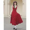 Vestido Rojo con Cintura Marcada Bordado de Lazo Juguetón Estilo Francés Juvenil Conjunto de Falda Atmósfera Festiva Otoño/Invierno 2026