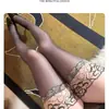 Calcetines Largos Hasta la Rodilla Brillantes Aurora con Bordado de Camelia para Mujer Encaje Hueco Alta Transparencia Anti-enganches Medias Negras Sexy