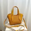 Bolso Tejido a Mano Transfronterizo para Mujer 2026 Otoño Nuevo de Moda Elegante Moda Bolso de Hombro Cruzado tipo Cubo de Moda