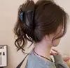 Pinza de Garra Mate Color Café para Mujer, Nuevo Modelo 2026, Pinza Grande para el Cabello Grueso, Accesorio para el Cabello Tipo Pinza de Tiburón