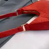 Bolso de Hombro Acogedor de Fieltro en Forma de Luna Creciente - Bolso Pequeño con Textura Acolchada para el Viaje Diario