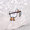 Insignia de Serie de Ganso de Dibujos Animados Boquilla Divertida Espada Animal Broche de Metal Lindo Accesorios de Aleación para Ropa
