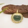 Colar Pingente Fechadura Auspiciosa de Paz e Prosperidade em Jade Birmanês Natural Grau A, Tipo Variedade 9035 Tipo Gelo