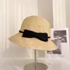 Chapéu de Pescador de Ráfia com Borda Desfiada Moda Retrô para Mulheres, Chapéu Balde Simples com Laço Versátil para Primavera e Verão, Chapéu de Palha com Proteção Solar