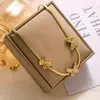 Acero de Titanio Hoja de Mariposa Cadena Collar para Mujer Set de Acero de Titanio Joyería de Acero Inoxidable 304 de Gama Alta
