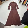 Vestido Nuevo de Solapa Falso Dos Piezas con Decoración de Hebilla Pesada Estilo Europeo y Americano Niche Metal Pesado