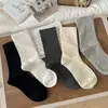 Calcetines de Algodón Puro para Mujer, Antibacterianos, Color Sólido, a Media Pantorrilla, Estilo Primavera y Otoño, Simples y Versátiles, Calcetines Largos de Maternidad para Otoño e Invierno, Calcetines Arrugados Resistentes a los Olores