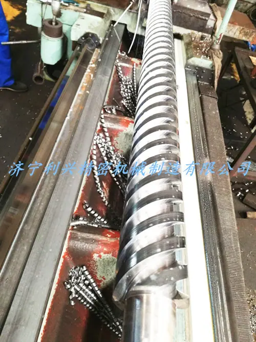 4头丝杠3