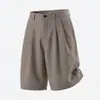 Shorts de traje texturizados a rayas retro, nuevo estilo de verano, diseño plisado, corte recto holgado, shorts simples casuales hasta la rodilla