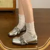 Zapatos de ballet estilo francés que aumentan la altura para personas menudas, zapatos Mary Jane plateados de moda y versátiles para usar en exteriores, nuevo modelo verano 2026