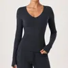 Nuevo top de yoga cruzado con cuello en V para mujer, de manga larga, corte ajustado, con sensación de segunda piel, top de fitness transpirable, camiseta deportiva para Pilates