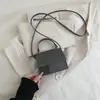 Bolso de Mano Nuevo de Moda para Viajes Diarios Bolso de Hombro Cruzado Simple y Elegante Bolso Versátil de Color Sólido para Mujer