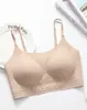 Atacado Dropshipping Base Líquida Roupa Íntima Sutiã Push-up Reúne Seio Lateral Confortável Sem Fio Expansão Externa Respirável Bojo Fixo Reúne