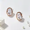 Pendientes irregulares de perlas casuales estilo francés transfronterizos europeos y americanos, diseño de nicho, nuevos pendientes de lujo ligero de alta gama para mujer