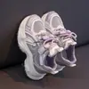 Zapatos para Niñas 2026 Primavera Nuevas Llegadas Zapatos Deportivos de Princesa para Niños Malla Transpirable Zapatos de Papá para Niñas Niños Grandes Correr