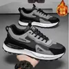 Tênis Masculino Forrado com Fleece para o Inverno Tendência Versátil Solado Grosso Quente Algodão Casual Sapatos de Pai para Homens