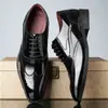 Zapatos de Cuero Formales de Negocios Estilo Británico Talla Grande para Hombre Punta Fina con Cordones Bloque de Color Cuero Charol Brogues de Caña Baja para Hombre