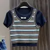 Conjunto de dos piezas de verano para niños mayores, de manga corta, nuevo modelo 2026, versátil, pantalones vaqueros anchos de tres cuartos para niños, atuendo de estudiante