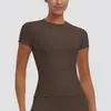 Nueva camiseta de color liso, ropa de yoga de secado rápido, top versátil de manga corta para fitness, cubierta para correr al aire libre y deportes, de manga corta para mujer