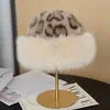 Gorro cálido de felpa con estampado de leopardo para mujer, nuevo sombrero mongol vintage engrosado a prueba de frío y protector de orejas para otoño e invierno 2026