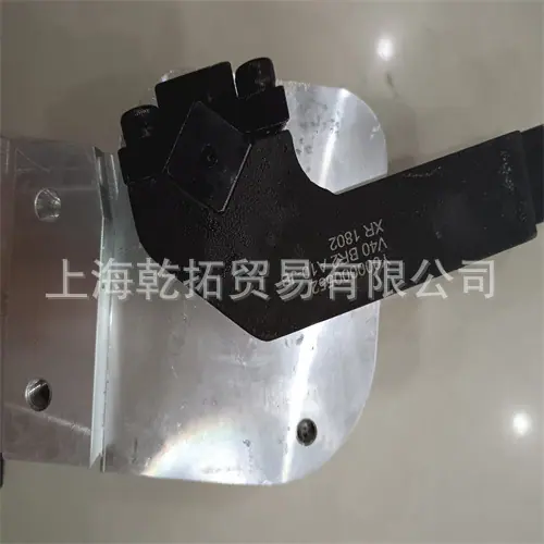 V 40 BR2 A10 T12 135图.jpg