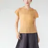 Camiseta de Manga Corta Plegada a Mano para Mujer Miyake Diseño de Nicho Verano Nuevo Cuello Semiabierto Top de Plisado de Alta Gama
