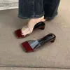 Sandalias transparentes estilo francés para mujer, para uso exterior en verano, nuevo modelo 2026, adecuadas para combinar con faldas, tacón de bloque elegante, punta abierta