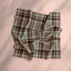Pañuelo de Seda Personalizado Hecho de Material de Seda de Morera Pura Admite Proceso de Dobladillo Manual e Impresión Personalización de Regalo de Alta Gama Marca Exclusiva