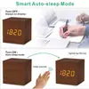 Fábrica Fuente Venta al por Mayor Reloj de Madera LED Digital Luminoso Controlado por Voz Despertador Adorno de Escritorio Regalo Despertador para Estudiantes