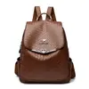 Mochila de Couro Macio para Mulheres 2024 Comércio Exterior Transfronteiriço Nova Mochila Casual Versátil de Grande Capacidade para Mulheres Bolsa de Viagem Escolar