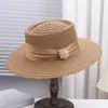 Sombrero de Paja de Tejido de Paja con Cinta Tejida de Pedrería Estilo Coreano Elegante de Moda para Mujer Verano Viajes al Aire Libre Sombrero de Sol de Tejido de Paja Adelgazante