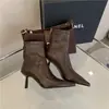 Botines de Tacón Alto Chuyuji Marrón de Alta Calidad para Mujer 2026 Nuevo Estilo Europeo y Americano Punta Fina Tacón de Aguja Botas Delgadas Botas de Moda