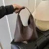 Bolsa Tote de Ombro Moderna Personalizada Novo Estilo Outono 2025 Casual Nicho Feminina Grande Capacidade