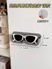 Caja de Almacenamiento de Gafas Montada en la Pared, Estante de Almacenamiento de Gafas para Estudiantes sin Taladro, Estante de Almacenamiento en la Mesita de Noche para Monturas de Gafas de Miopía en Dormitorio